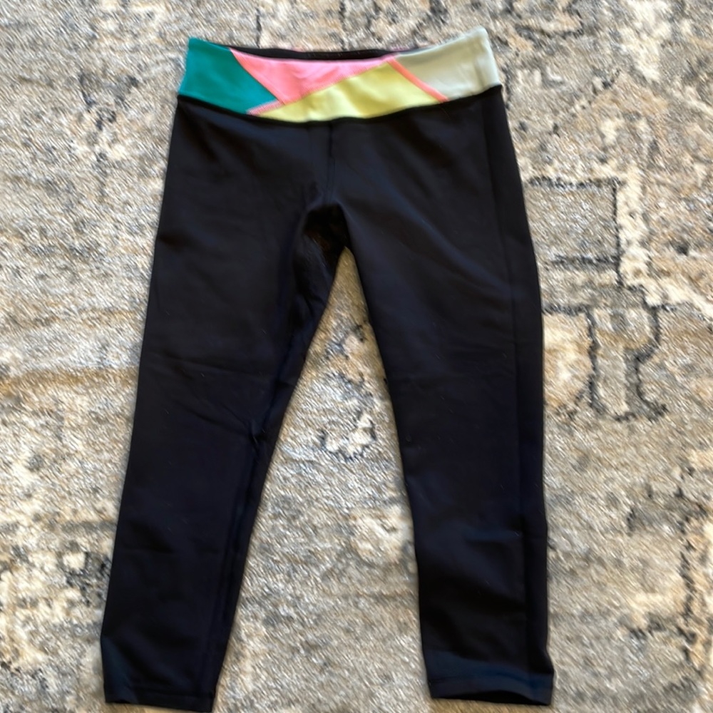 Ivivva by Lululemon Capri Pants